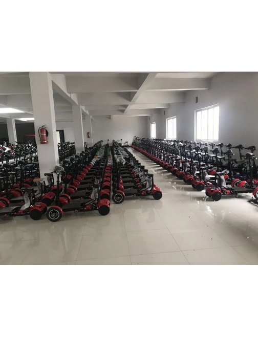 VOYA scooter électrique 4 roues 500 watts...