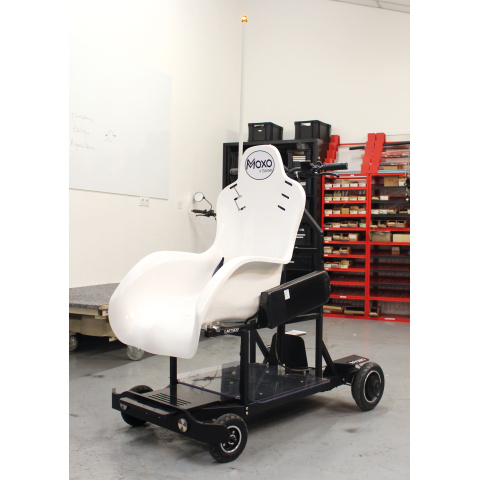 Fauteuil à assistance électrique adapté PMR MOXO carseat 2