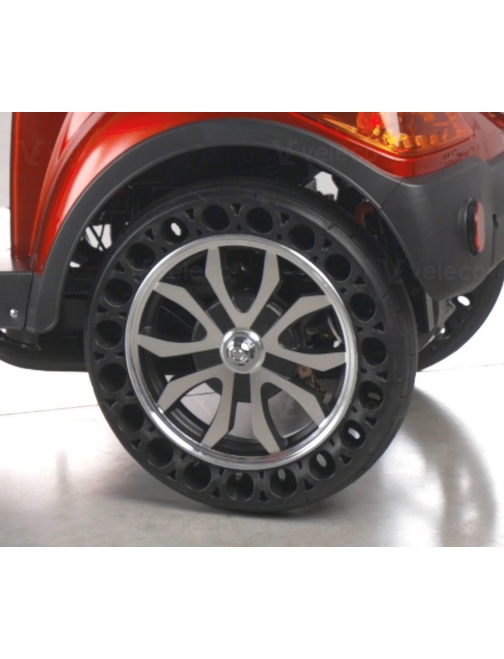 4 pneus pleins pour scooter 4 roues VELECO