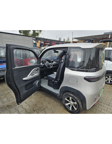 Futuri 4 PRO voiture electrique sans permis...