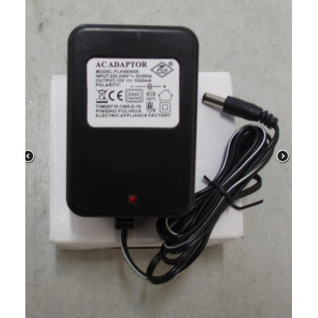 chargeur voiture électrique enfant 12v et 24 volts